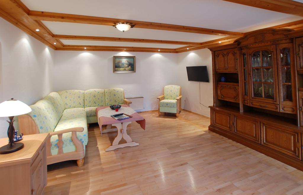 Ferienwohnung Gebirgshausl Bischofswiesen Ruang foto